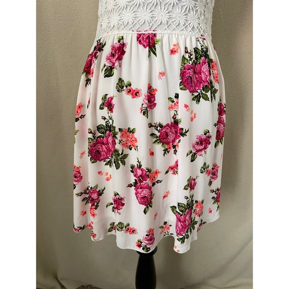 Rue 21 Creamy White Lace Top Floral lace & Colorful Floral Bottom Sleeveless Sun - Picture 4 of 14
